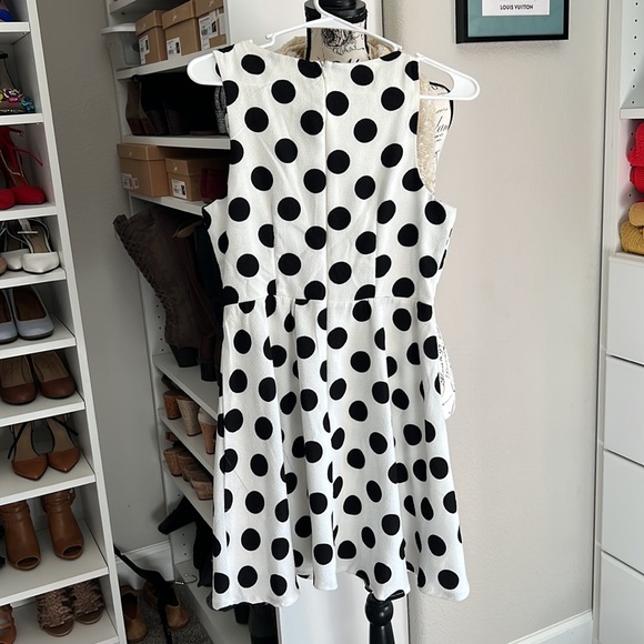 Dress - white and black polka dot dress size small - Picture 1 of 6